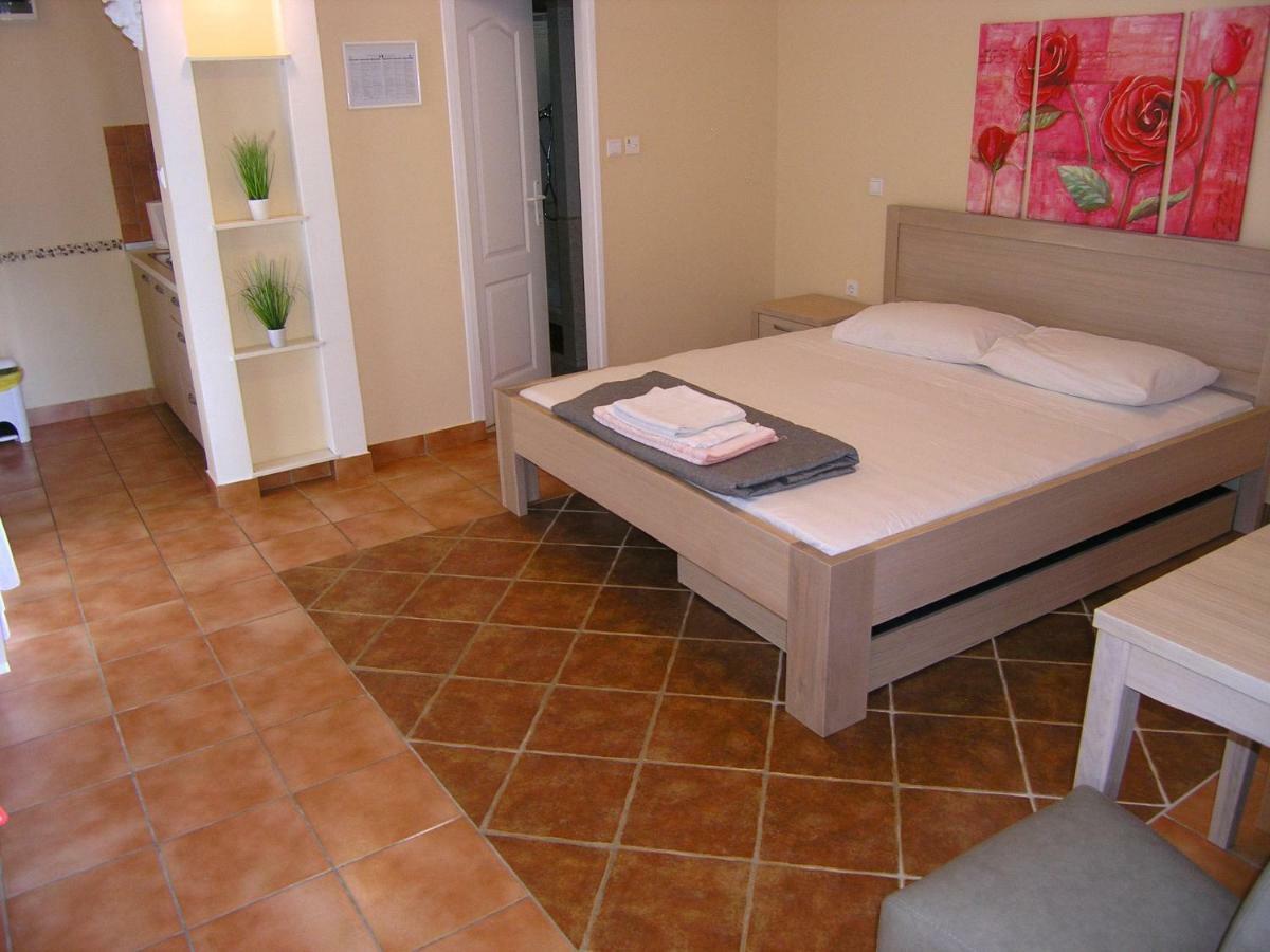 Apartment Damijan Krk Town Buitenkant foto