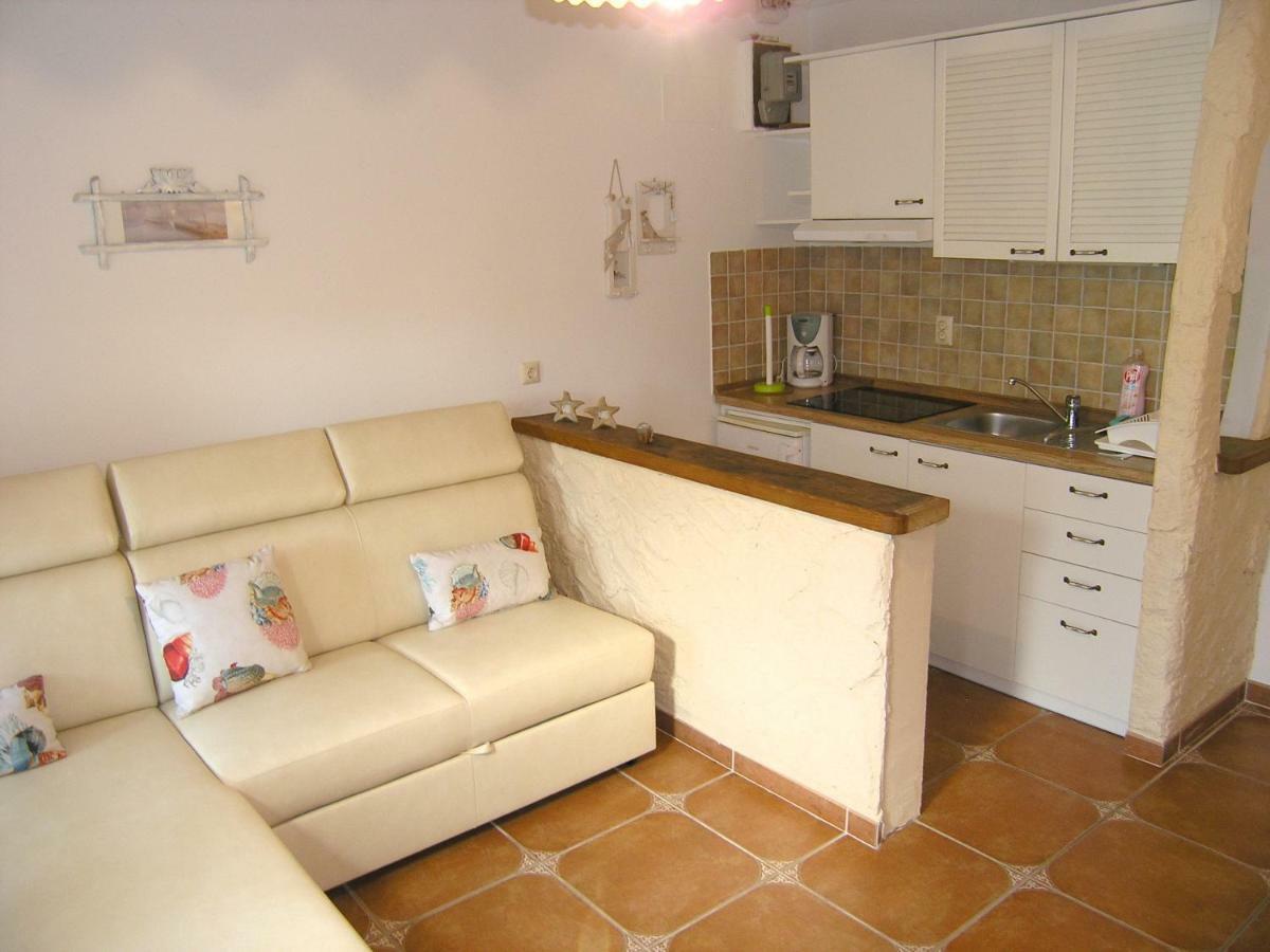 Apartment Damijan Krk Town Buitenkant foto