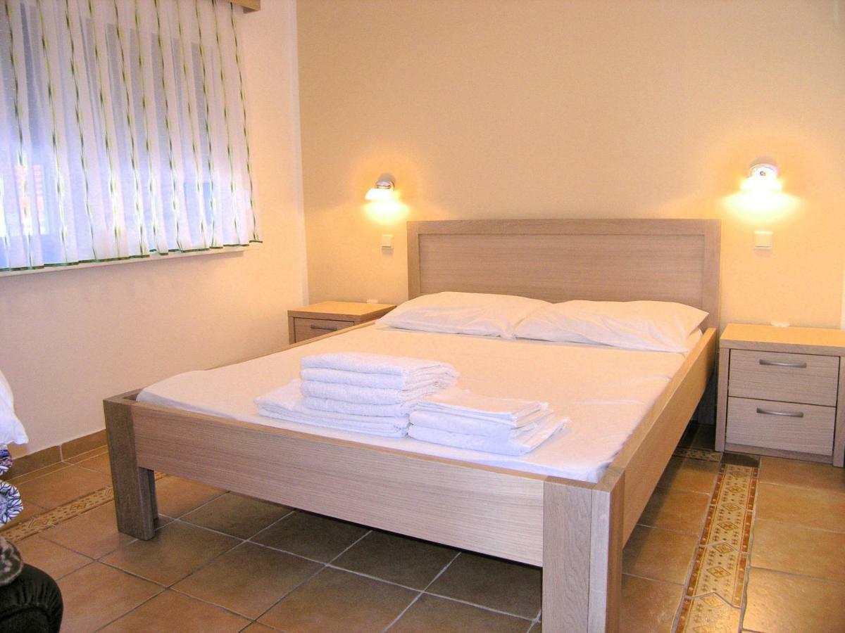 Apartment Damijan Krk Town Buitenkant foto
